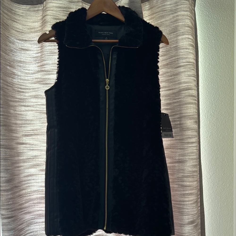Marc New York Black Plush Vest